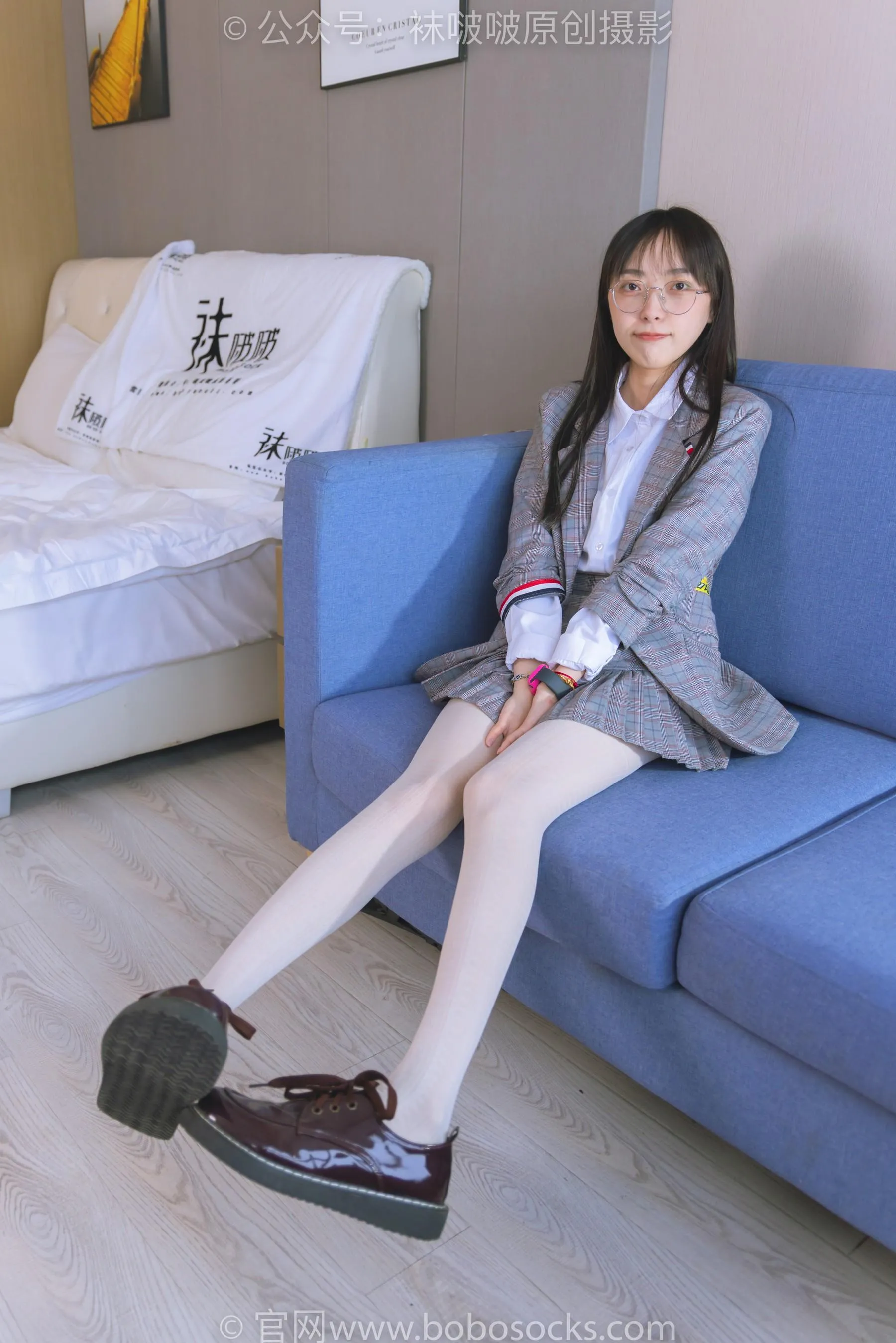 [BoBoSocks袜啵啵]NO.202 稚予-皮鞋、白色蕾丝丝袜、ol风 [87P]插图4